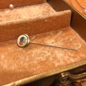 Vintage Gold Floral Stick Pin
